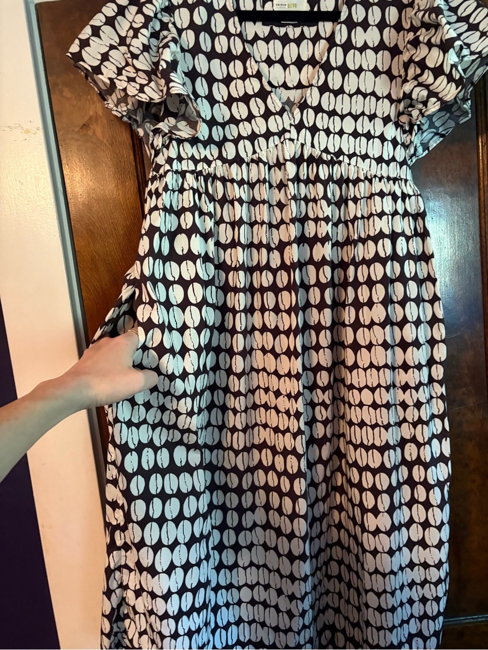 Anthropologie Maeve Printed Flutter-Sleeve Cotton Babydoll Midi Dress in Cocoa - Picture 7 of 11